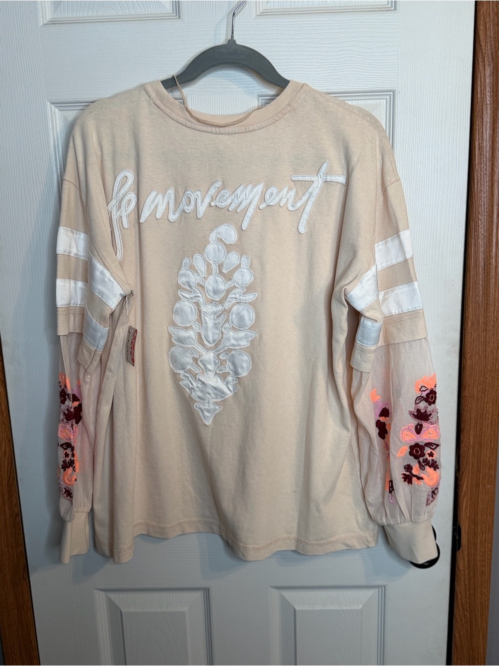 FP Movement  Beige Embroidered Sleeve Women's Top GRAB IT QUICKBEFORE GONE !!!! - Picture 6 of 6
